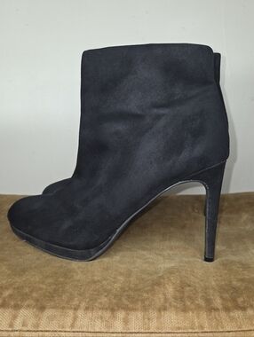 Forever21 Faux Suede Stiletto Heel Ankle Boots - Women's Size 9